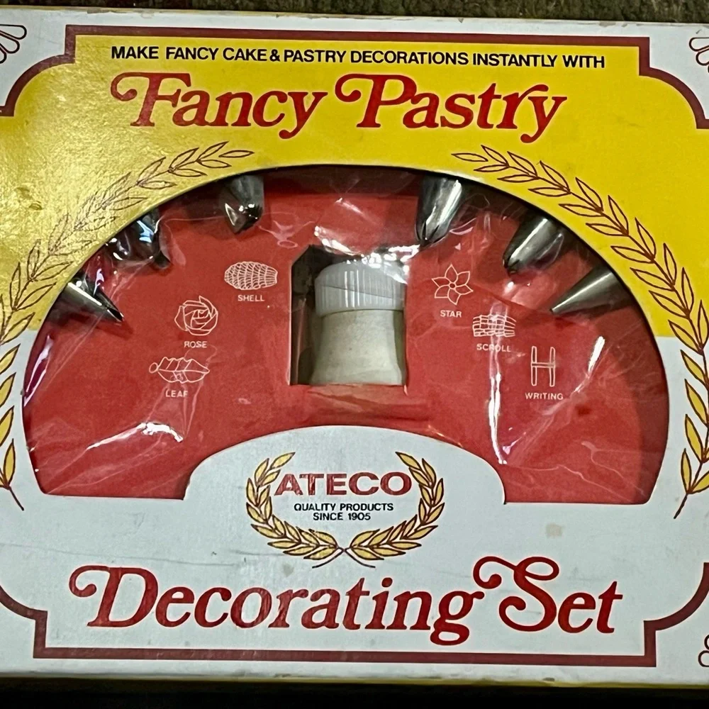 Vintage Ateco Fancy Pastry Decorating Set—unused condition